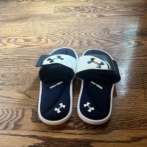 Under armor kids slides